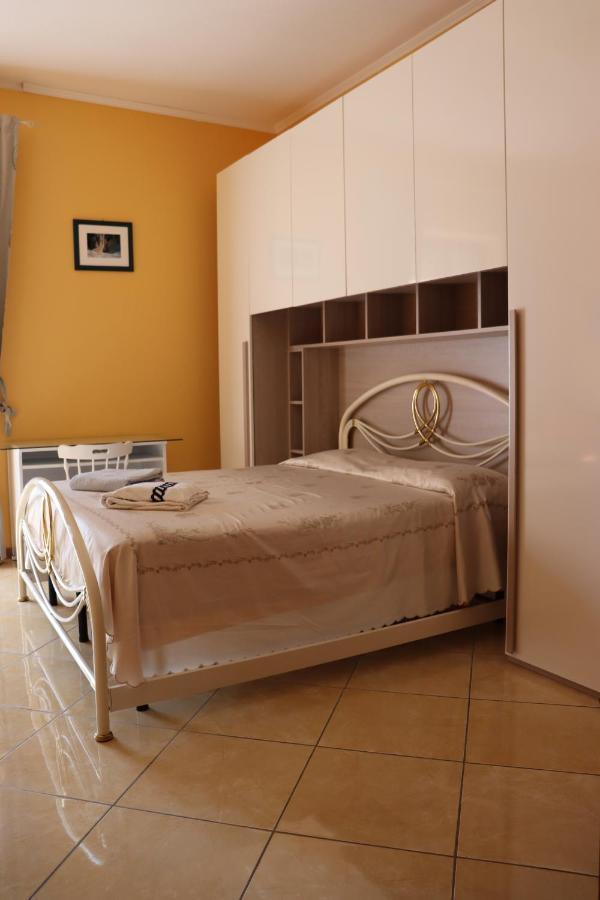 דירות Casa Andreea Vicino Al Centro Di Olbia Iun R5904 מראה חיצוני תמונה